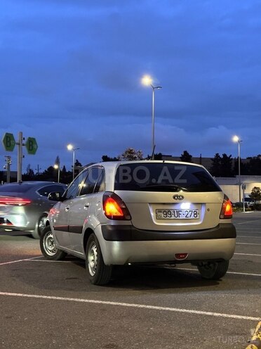 Kia Rio-3