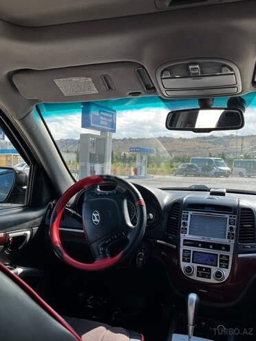Hyundai Santa Fe-10