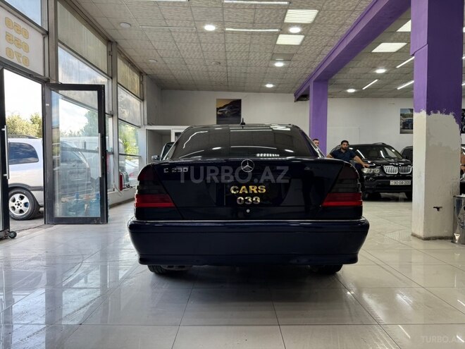 Mercedes C 230-12
