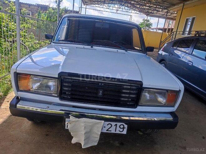 LADA (VAZ) 2107-1