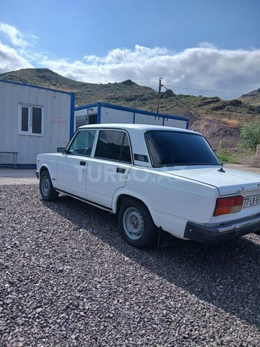 LADA (VAZ) 2107-4