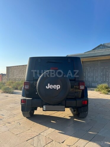 Jeep Wrangler-2