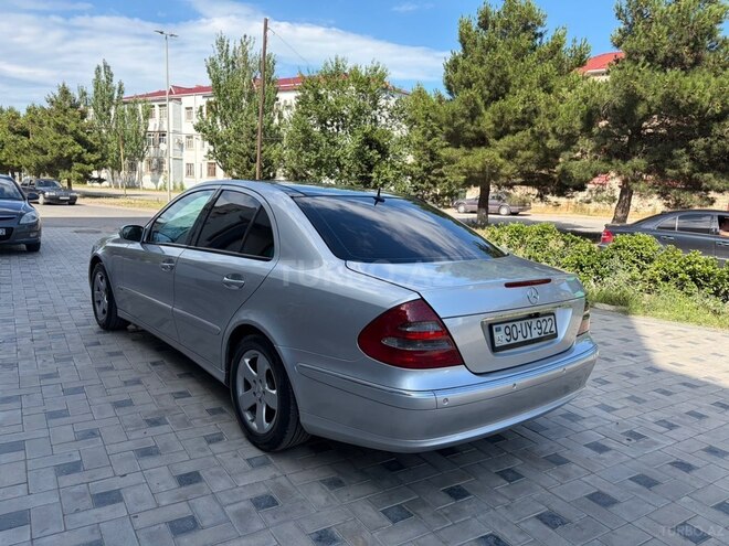 Mercedes E 220-7
