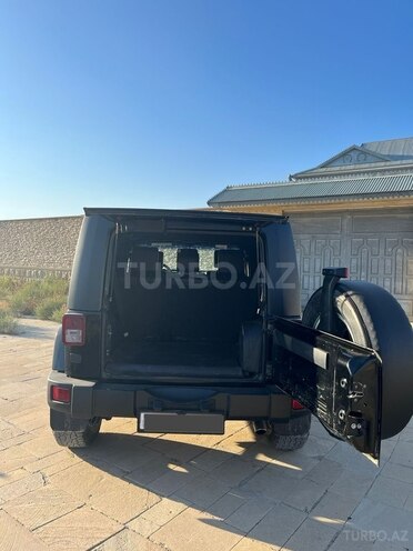 Jeep Wrangler-6