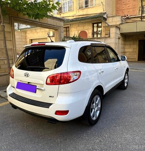 Hyundai Santa Fe-6