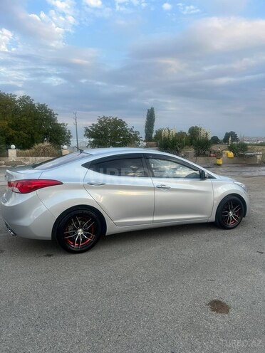 Hyundai Avante-4