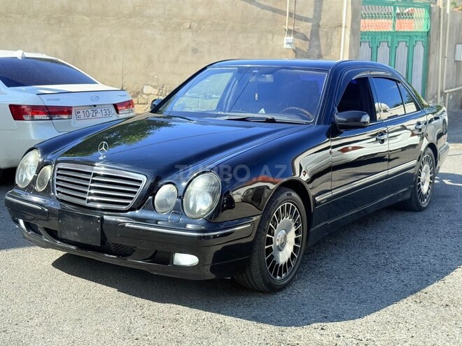 Mercedes E 320-2