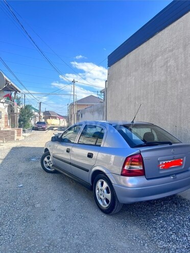 Opel Astra-4