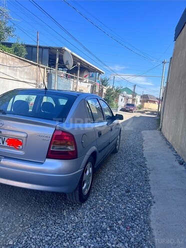 Opel Astra-12