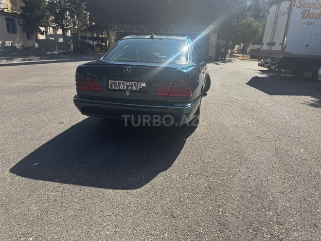 Mercedes E 200-4