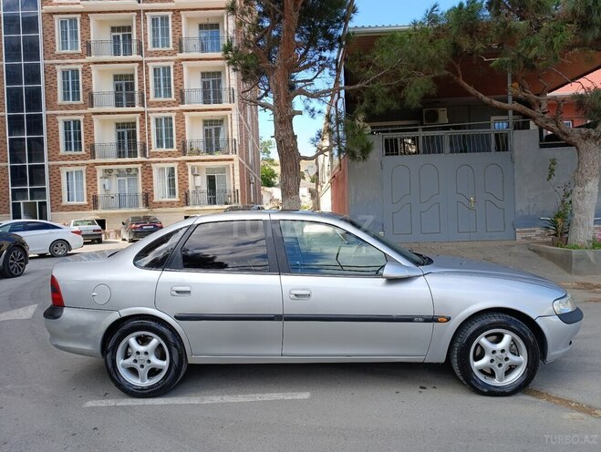 Opel Vectra-5