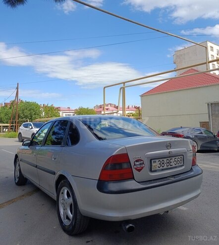 Opel Vectra-6