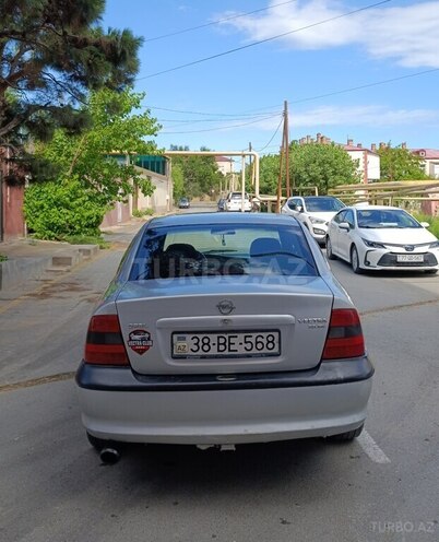 Opel Vectra-8