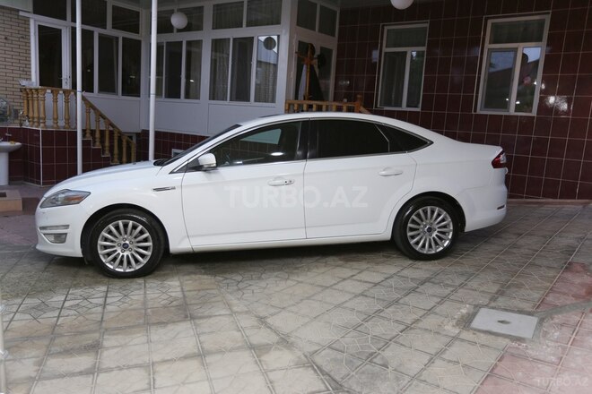 Ford Mondeo-6