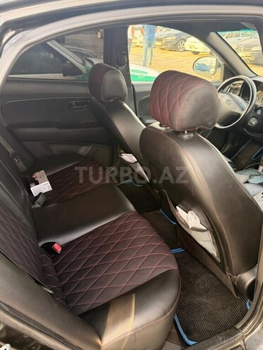 Hyundai Elantra-8