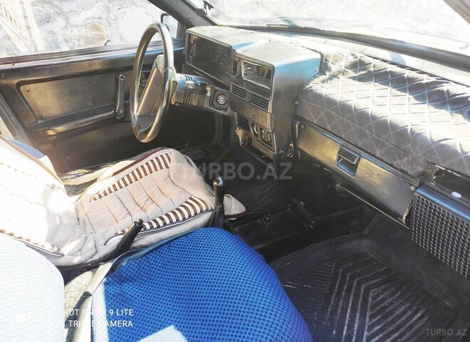 LADA (VAZ) 21099-9