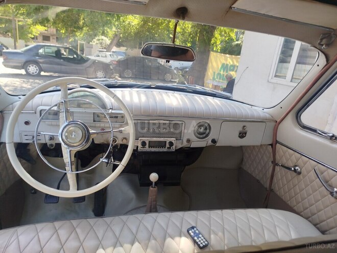 GAZ 21 "Volga"-3