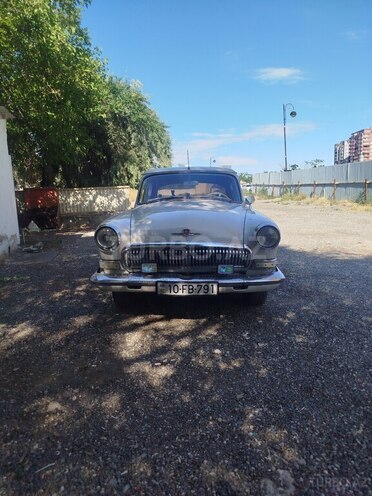 GAZ 21 "Volga"-1