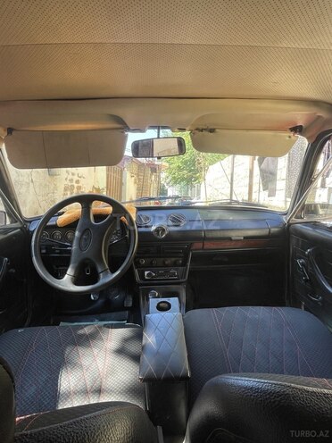 LADA (VAZ) 2106-6
