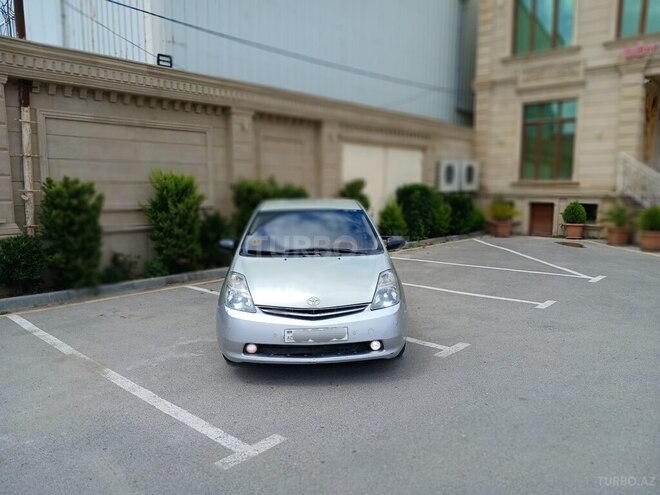 Toyota Prius-6