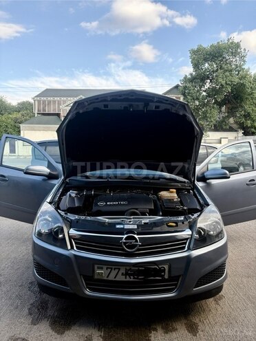 Opel Astra-2