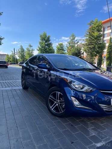 Hyundai Elantra-5