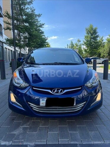 Hyundai Elantra-1