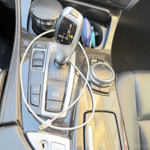BMW 520d-11