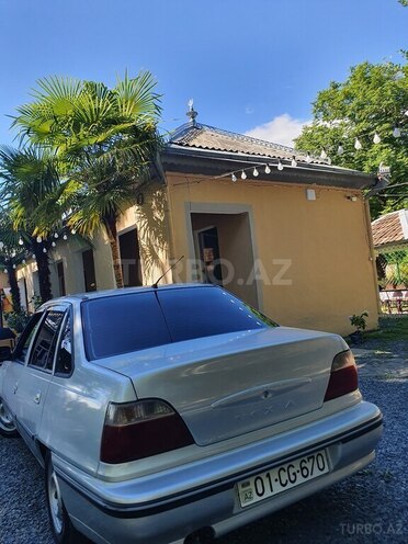 Daewoo Nexia-4