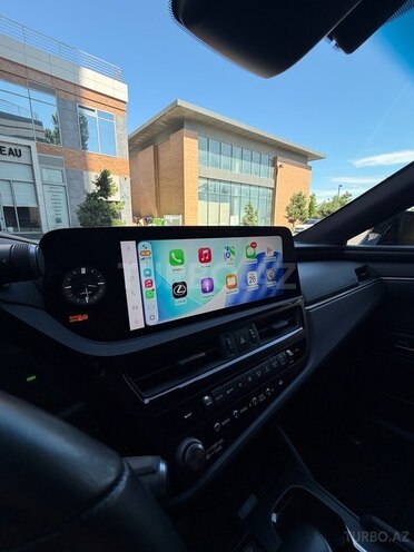 Lexus ES 300h-8