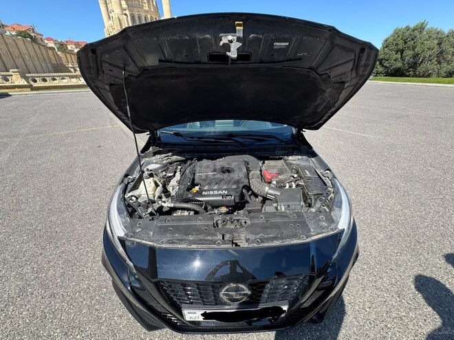 Nissan Altima-18