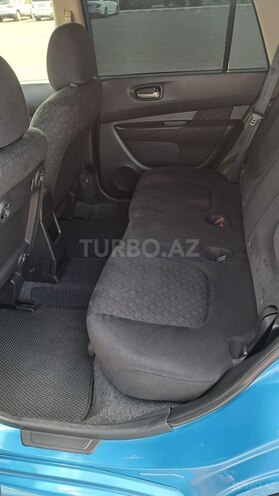 Nissan Wingroad-11