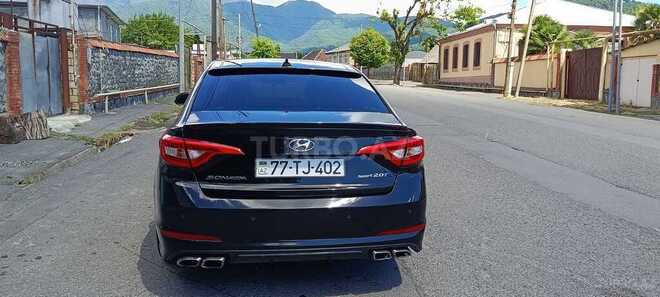 Hyundai Sonata-2