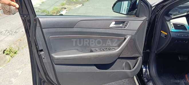 Hyundai Sonata-10