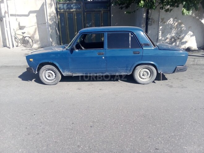 LADA (VAZ) 2107-5