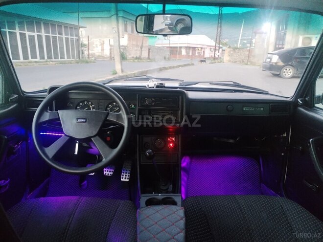 LADA (VAZ) 2107-8
