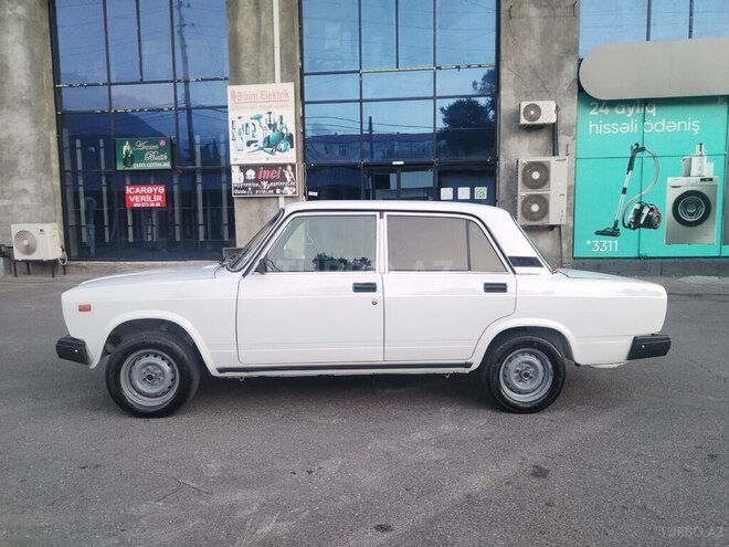 LADA (VAZ) 2107-10