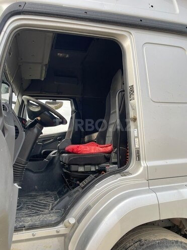 Mercedes Axor 1833-5