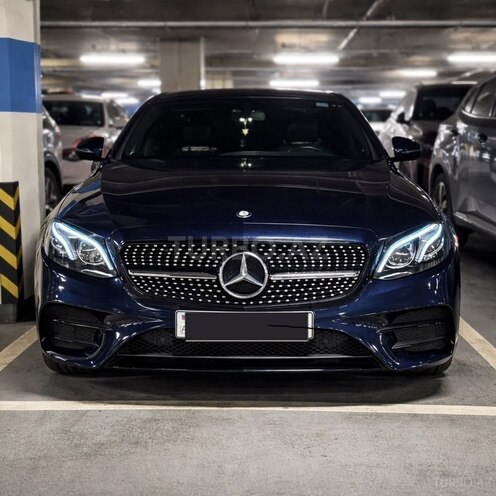 Mercedes E 350 4MATIC-1