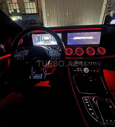 Mercedes E 350 4MATIC-9