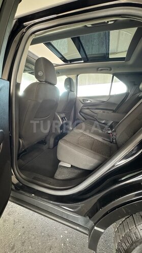 Chevrolet Equinox-8