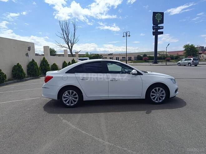 Chevrolet Cruze-8