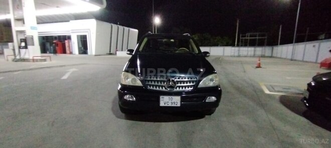 Mercedes ML 320-1