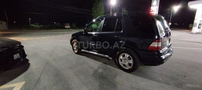 Mercedes ML 320-7