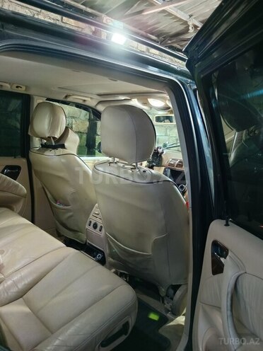 Mercedes ML 320-11