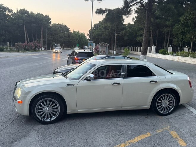 Chrysler 300C-6
