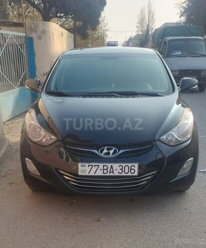 Hyundai Elantra-1