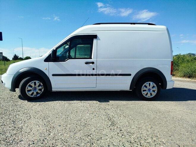 Ford Transit Connect-4