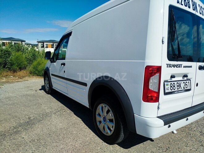 Ford Transit Connect-7