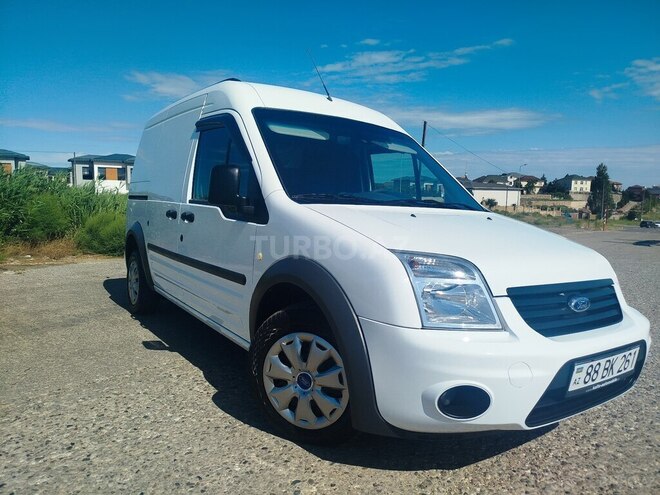 Ford Transit Connect-9